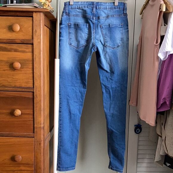 NEW Andrew Marc | Marc New York Skinny Jeans Size 2 - Picture 2 of 5